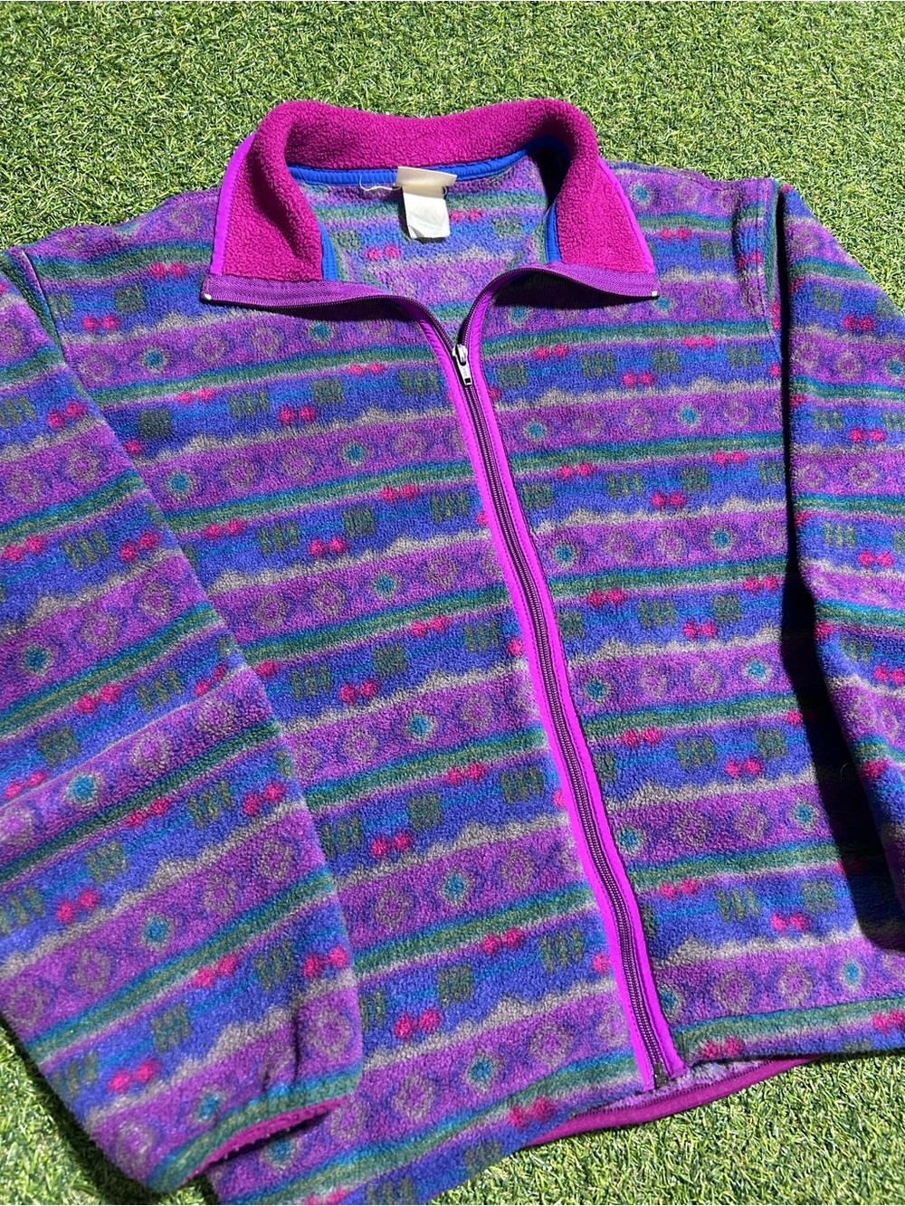 Women’s Vintage LL Bean Fleece Jacket - Picture 2 of 6